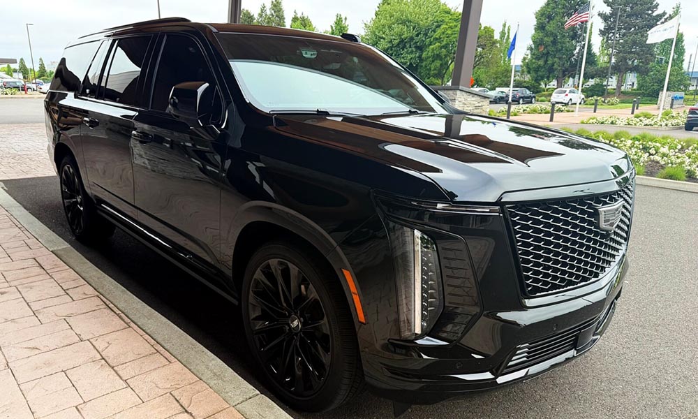 Cadillac Escalade SUV image 7